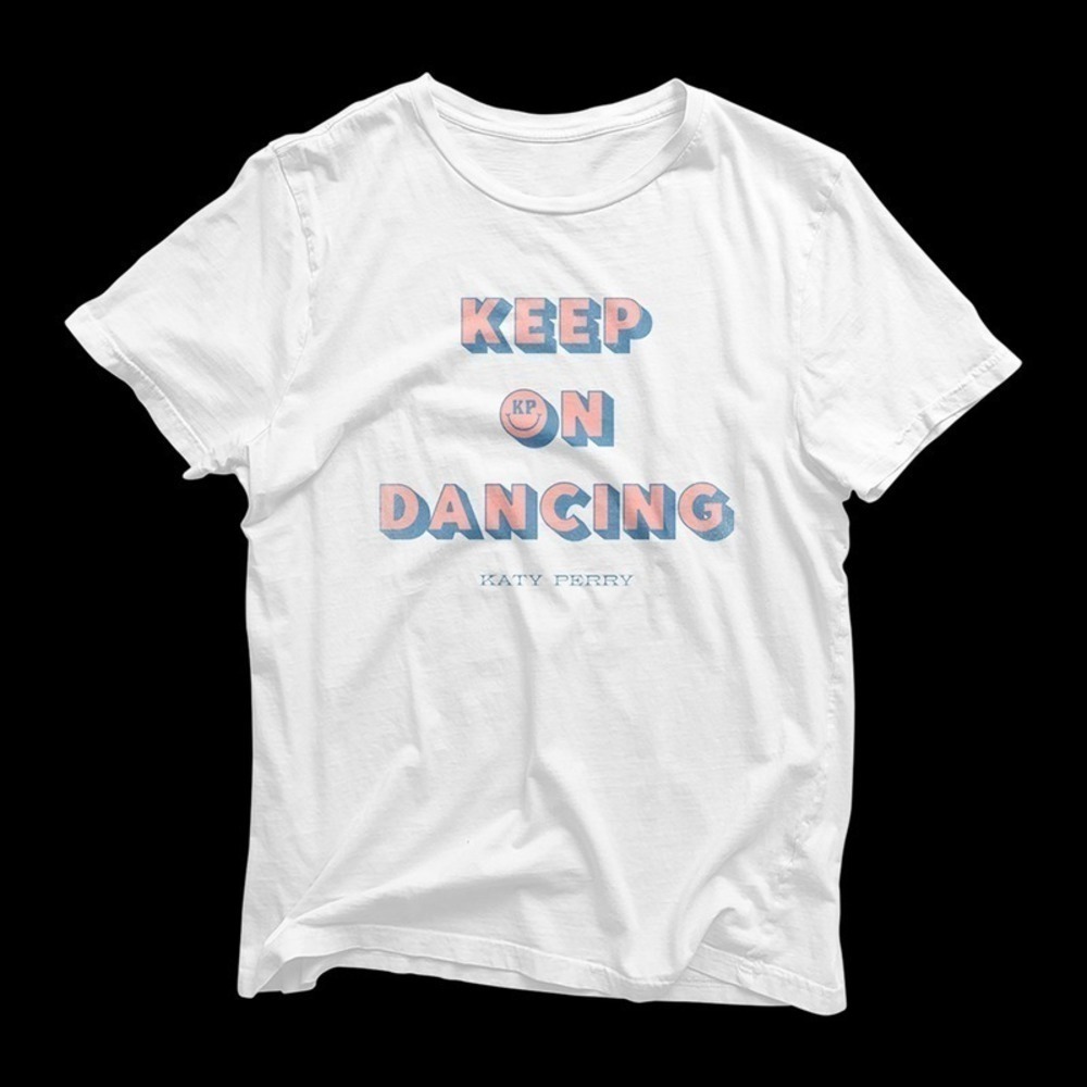 Keep On Dancing Retro Graphic Unisex Streetwear Party Outfit Tee T-Shirt